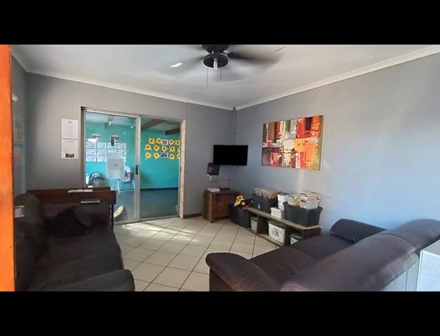 3 BEDROOM FREESTANDING FOR SALE IN BOTHASIG